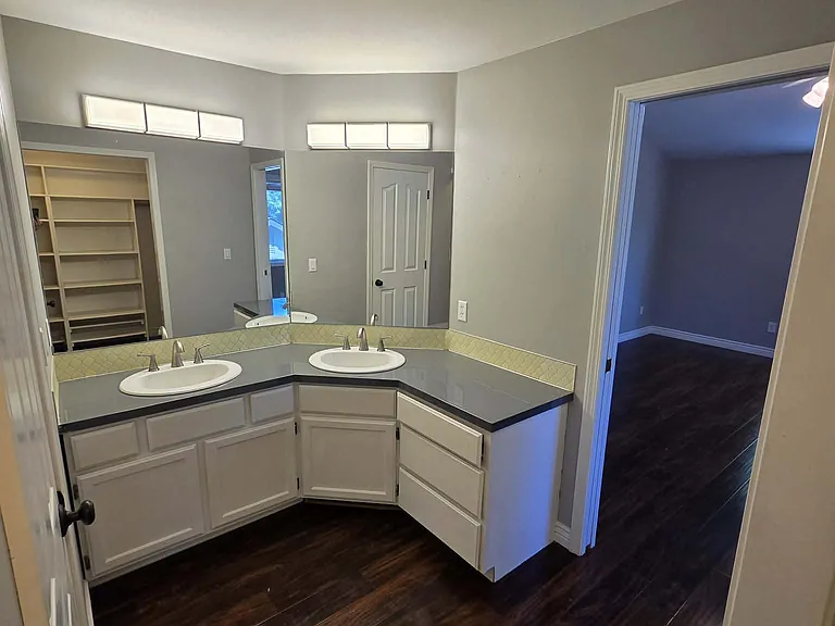 11852 W Hickory Dr — Photo 24