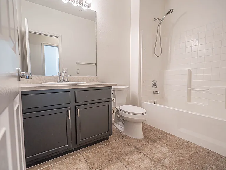 24478 Marzal St — Photo 15