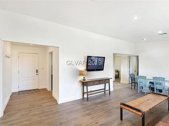 5th image of 2321 Santa Clara Dr