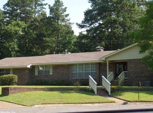 14 Saxony Cir, Arkadelphia, AR 71923