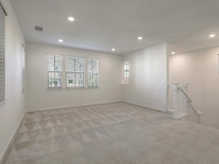 3072 Lina Loop — Photo 8