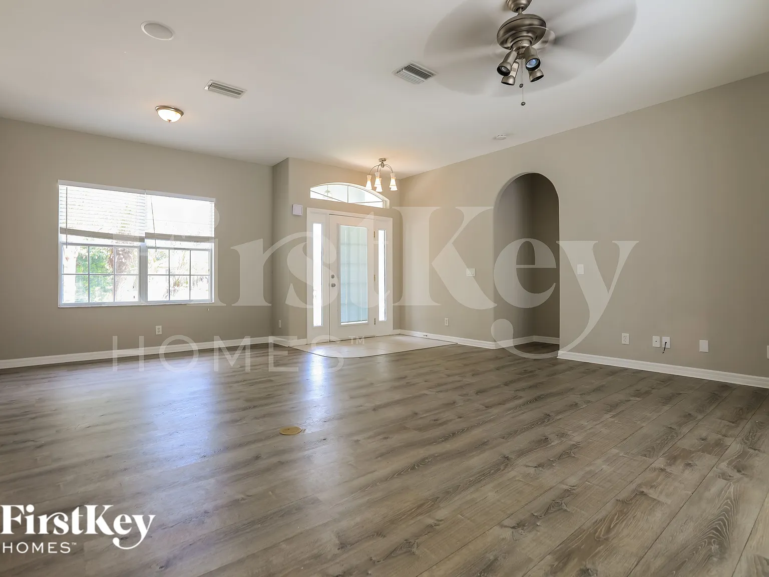 3 bed, 2.0 bath, 1547 sqft, $1,960 — Photo 4