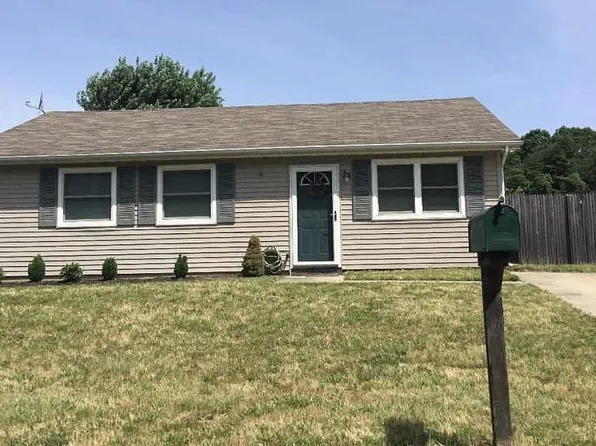 38 Cambridge Ave, Sicklerville, NJ 08081