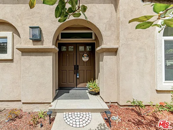10884 Kimball Pl, Tustin, CA 92782
