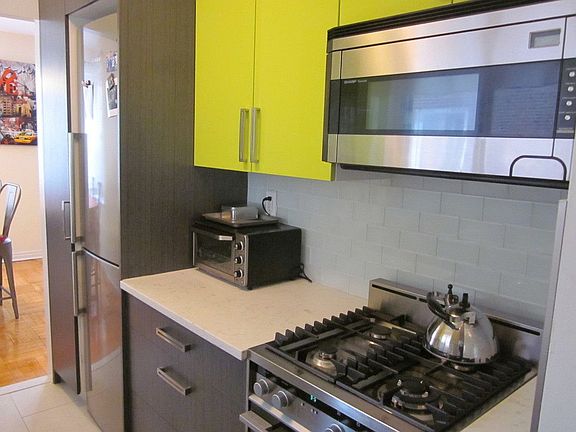 3rd image of 7136 110th St APT 3F