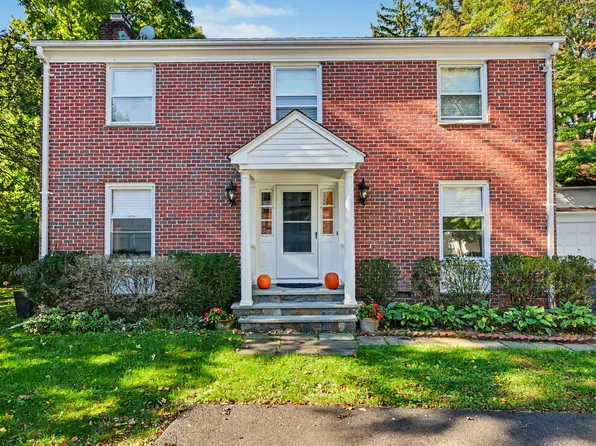 11A Mead Ave, Cos Cob, CT 06830