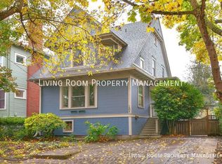 1804 NE Halsey St, Portland, OR 97232