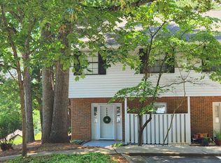 6050 Wintergreen Rd, Norcross, GA 30093