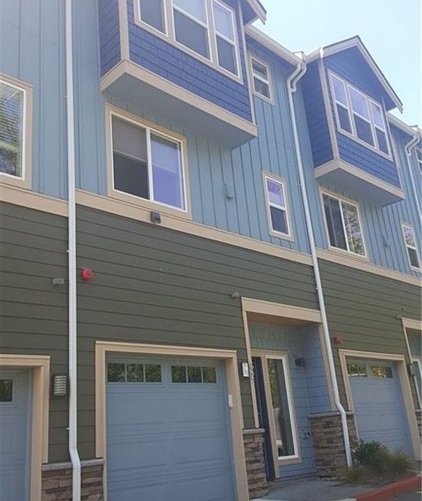 1st image of 23000 NE 8th St Unit G-2