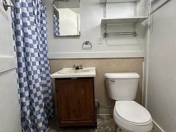 5th image of 343 Terry Ave APT 3