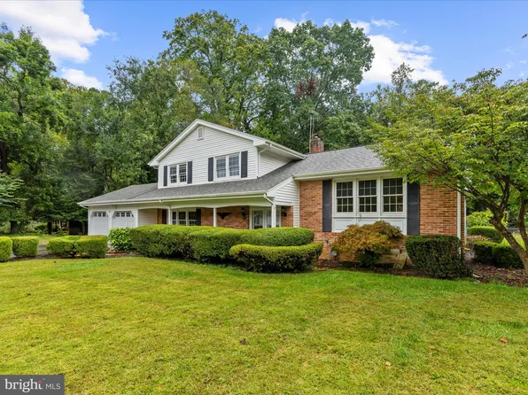 36 Sierra Ln, Arnold, MD 21012