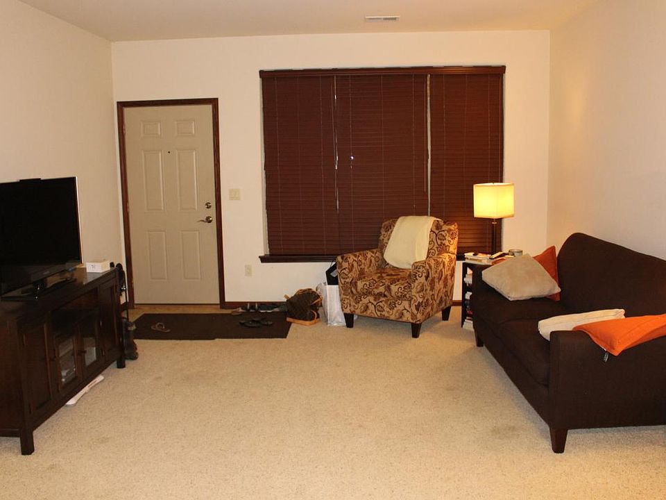 1st image of 2955 W Drexel Ave Unit 401