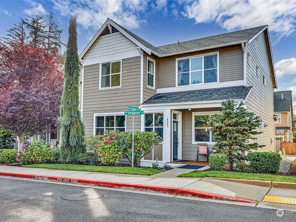 1st image of 4547 NW Atwater Loop