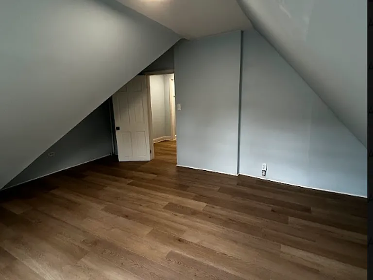1638 Sanderson Ave — Photo 78