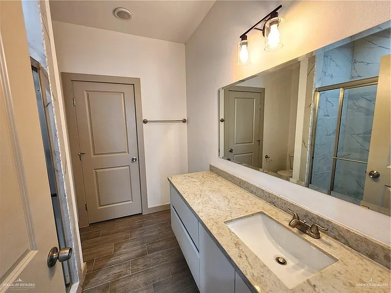 3600 Frio Ave #2 — Photo 11