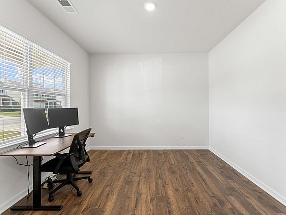 5th image of 335 Silicon Dr