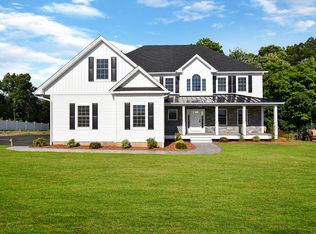 74 Hicksville Rd, Cromwell, CT 06416