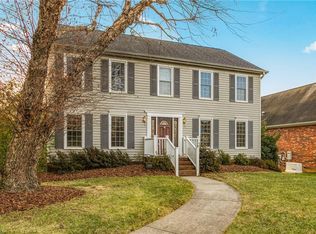 1415 Heatherbrook Dr, High Point, NC 27265