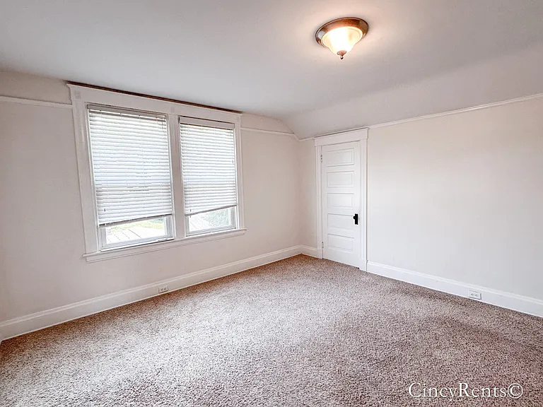 3645 Zinsle Ave — Photo 13