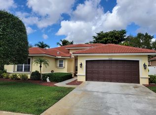 5437 Oakmont Village Cir, Lake Worth, FL 33463