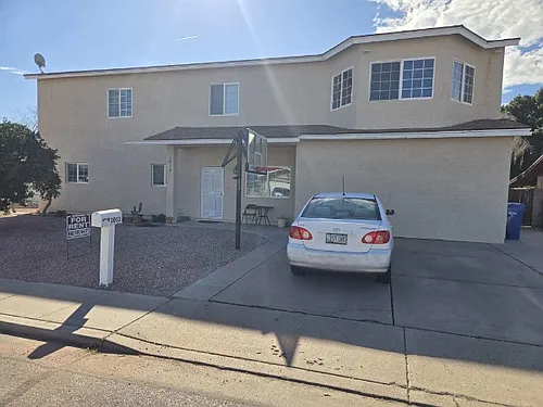 1013 E Glade Ave Photo 1