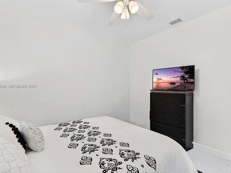 13337 SW 52nd St — Photo 30