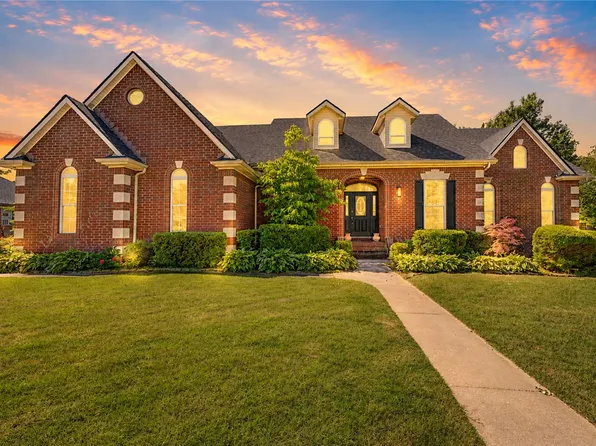 1210 W Sumac St, Rogers, AR 72756