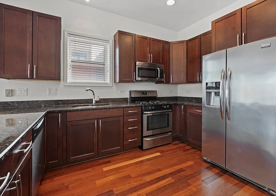 1314 N Wicker Park Ave #2C