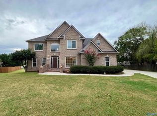 194 Paul Revere Dr, Madison, AL 35758