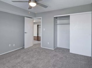Wilson Plaza Apartments, Columbus, OH 43204