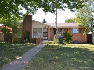 1816 Crook Ave, Cheyenne, WY 82001