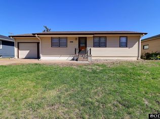 1844 Austin Ln, Fremont, NE 68025