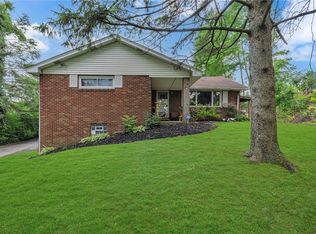 7297 Steubenville Pike, Oakdale, PA 15071
