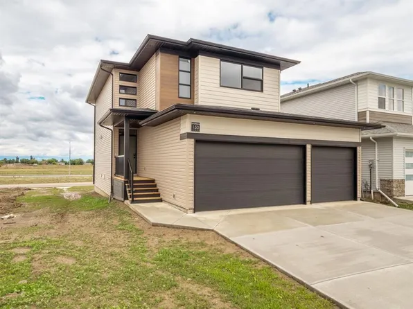 150 E Caribou Bnd N, Lethbridge, AB T1H 7J8