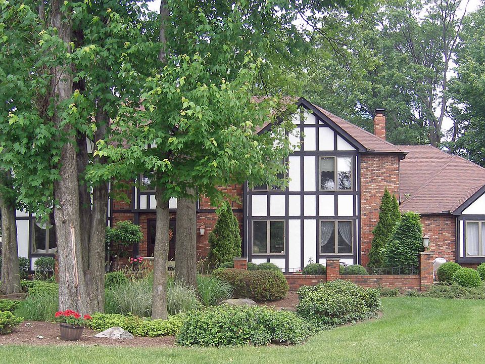 1st image of 27672 Royal Forest Dr