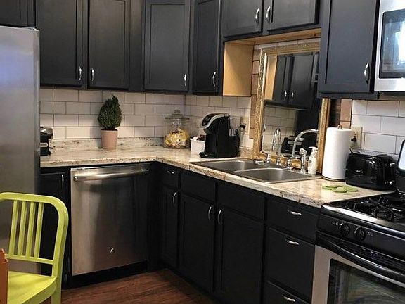 4th image of 212 Green St #1