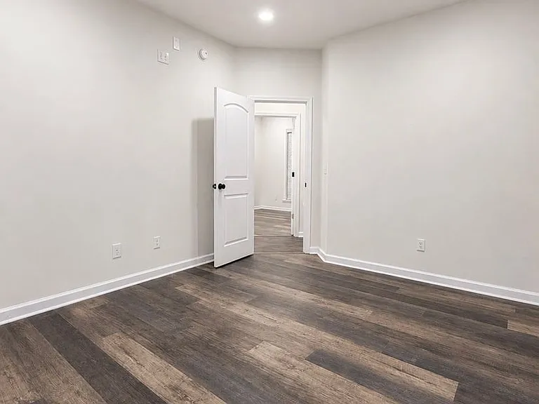 705 Evanwood Dr — Photo 18
