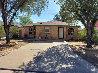 1433 Johnson Dr, Laredo, TX 78046