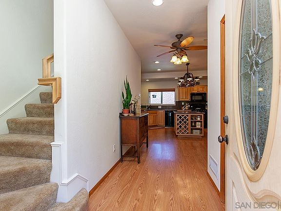 3rd image of 34618 Arrapahoe Pl