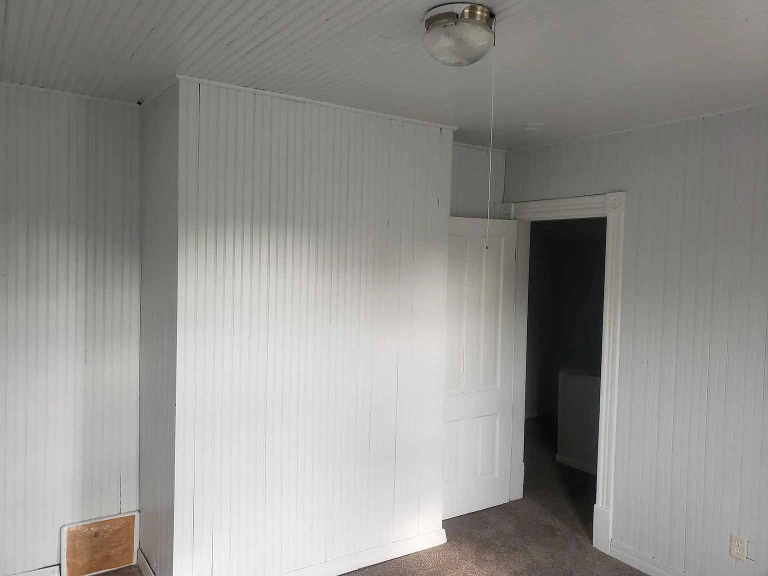 5 bed, 2100 sqft, $2,500 — Photo 3