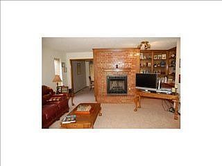 5th image of 608 Westglen Dr