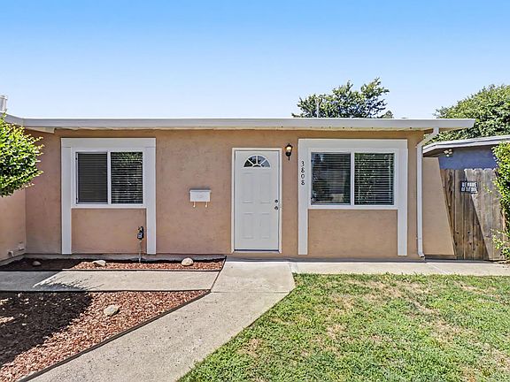 2nd image of 3808 Moonbeam Dr