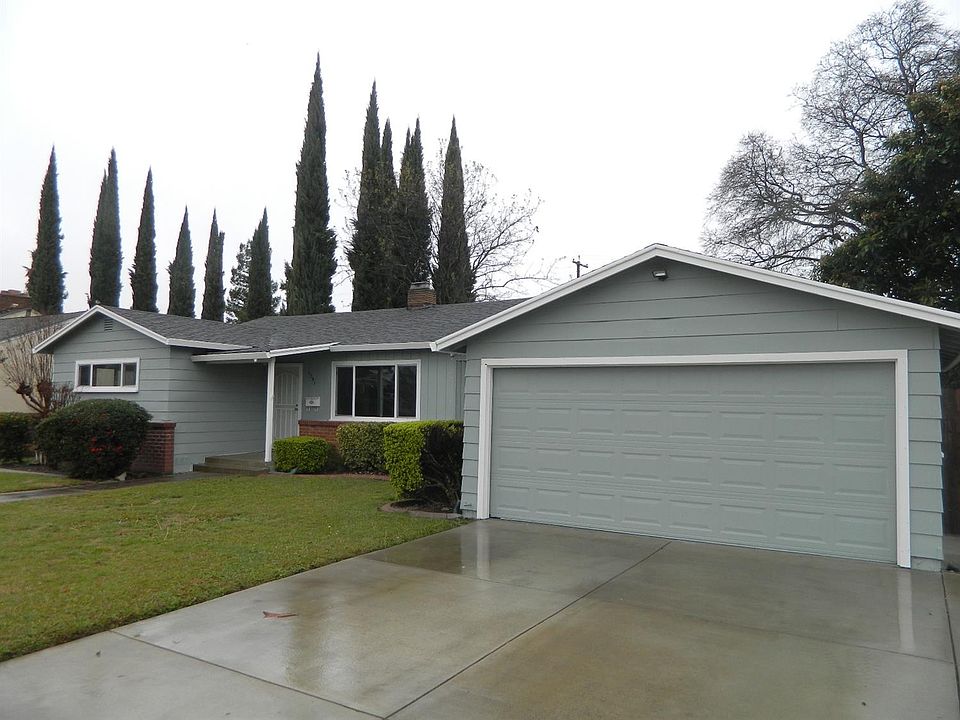 1st image of 1541 Barcelona Ave