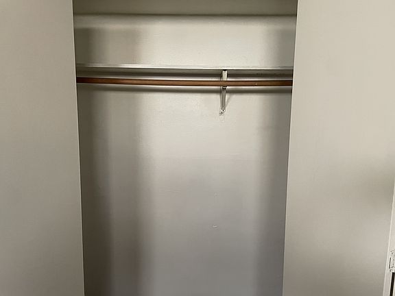 5th image of 4804 Delano St APT 2