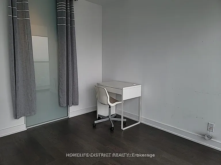 1815 Yonge St #LPH_06 — Photo 6