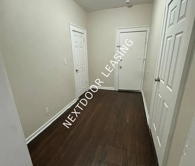 220 Roseville Ave #305M — Photo 3