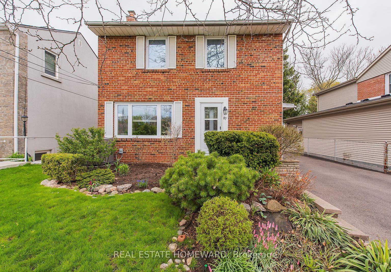 87 Ashbourne Dr, Toronto, ON M9B 4H6 Zillow