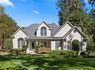108 Lake Bowen Dr, Inman, SC 29349