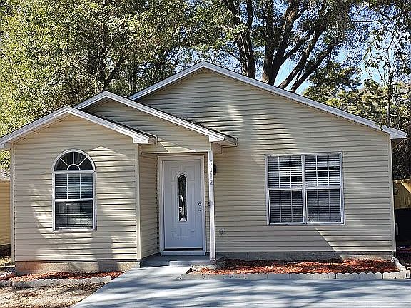3rd image of 5912 Orchid Seed Ln