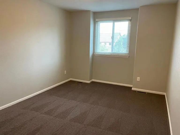 6028 Quay Ct — Photo 9